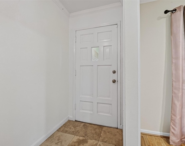 5310 Indigo Street - Photo Thumbnail 6