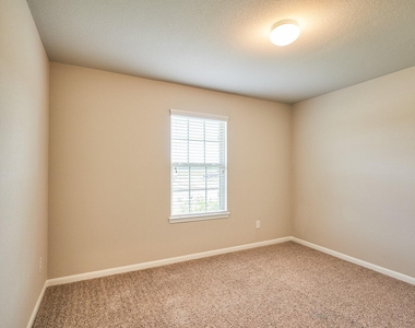 29503 Patricias Way - Photo Thumbnail 23