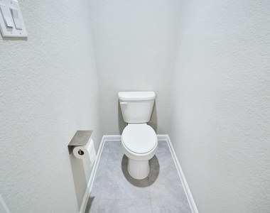 29503 Patricias Way - Photo Thumbnail 22