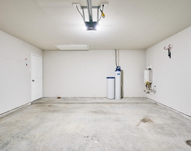 29503 Patricias Way - Photo Thumbnail 28