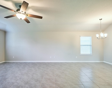 29503 Patricias Way - Photo Thumbnail 13