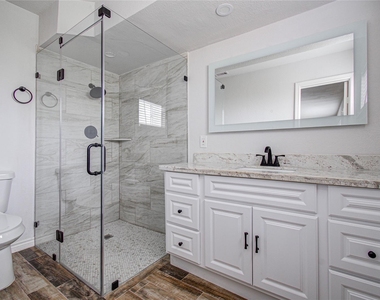 5507 Braesvalley Drive - Photo Thumbnail 5