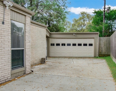 5507 Braesvalley Drive - Photo Thumbnail 27