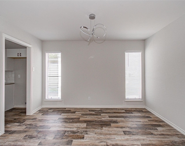 5507 Braesvalley Drive - Photo Thumbnail 18