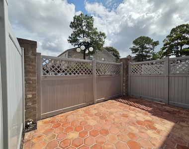 6000 Reims Road - Photo Thumbnail 34