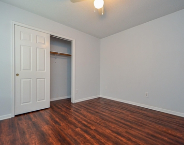 14410 Pelican Marsh Drive - Photo Thumbnail 27