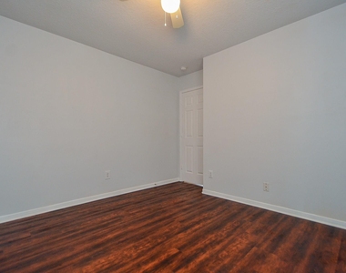 14410 Pelican Marsh Drive - Photo Thumbnail 28