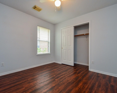 14410 Pelican Marsh Drive - Photo Thumbnail 26