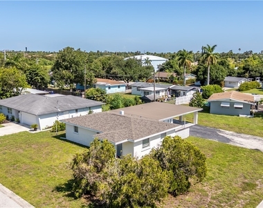 4220 Deleon Street - Photo Thumbnail 27