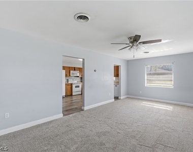4220 Deleon Street - Photo Thumbnail 13