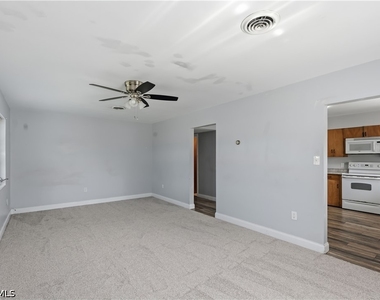 4220 Deleon Street - Photo Thumbnail 25