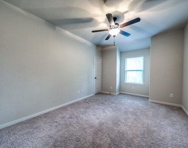 27 Sawbridge Circle - Photo Thumbnail 20
