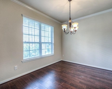 27 Sawbridge Circle - Photo Thumbnail 2