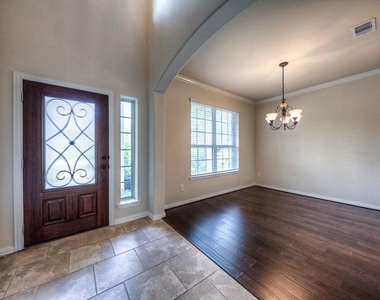 27 Sawbridge Circle - Photo Thumbnail 1