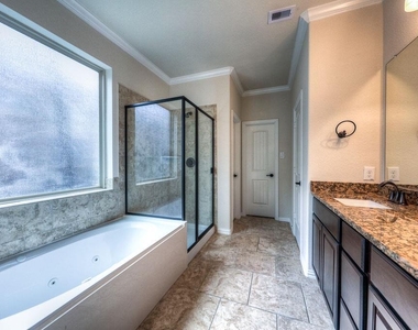 27 Sawbridge Circle - Photo Thumbnail 15