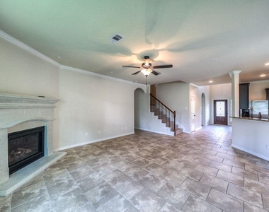 27 Sawbridge Circle - Photo Thumbnail 10