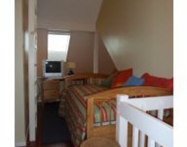 42 Pleasant - Photo Thumbnail 9