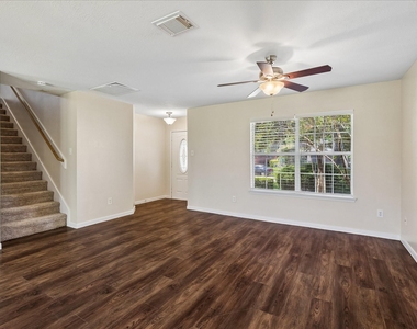 21914 Willow Downs Drive - Photo Thumbnail 12