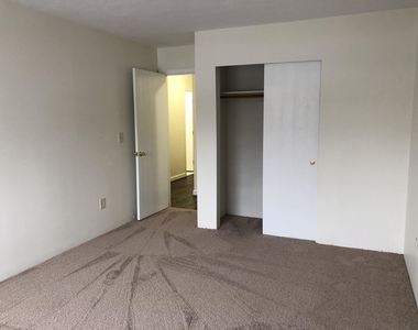 383 Huse - Photo Thumbnail 22