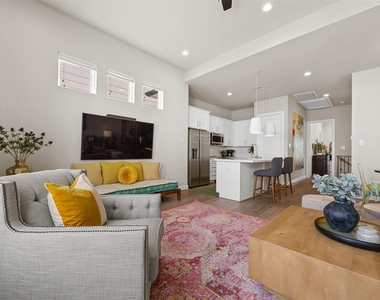 2323 Warhol Way - Photo Thumbnail 13