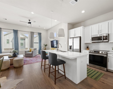 2323 Warhol Way - Photo Thumbnail 6