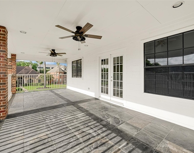 202 Cascade Pines Drive - Photo Thumbnail 31