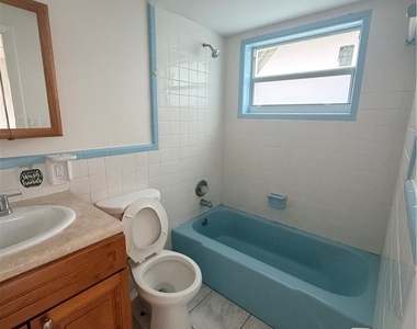 1742 Maple Drive - Photo Thumbnail 5