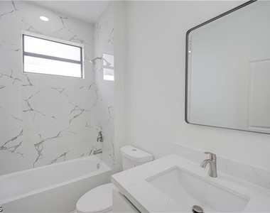 3213 51st Street W - Photo Thumbnail 16