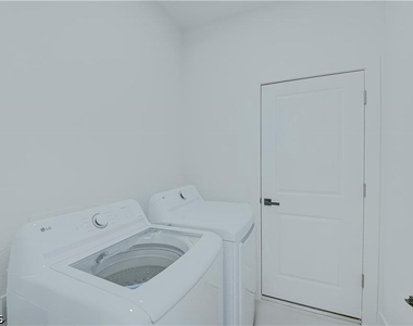 3213 51st Street W - Photo Thumbnail 19