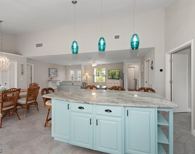 3418 Se 19th Avenue - Photo Thumbnail 10