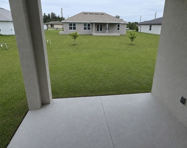 1021 Alcalde Street E - Photo Thumbnail 24