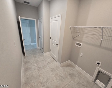 3207 68th Street W - Photo Thumbnail 22