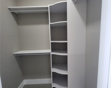 341 Nw 7th Avenue - Photo Thumbnail 25