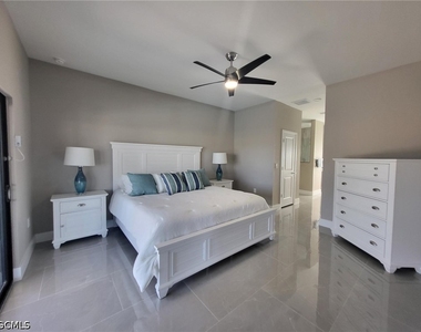 341 Nw 7th Avenue - Photo Thumbnail 13