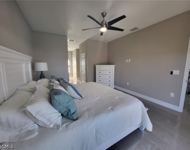 341 Nw 7th Avenue - Photo Thumbnail 12