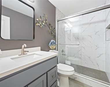 9226 Macmillan Lane - Photo Thumbnail 16
