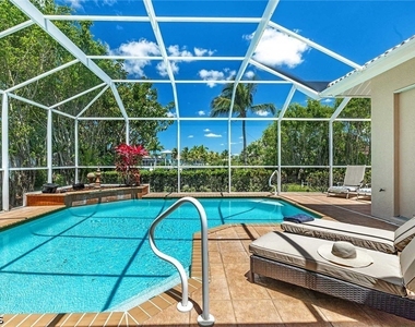 2601 Sw 39th Terrace - Photo Thumbnail 19
