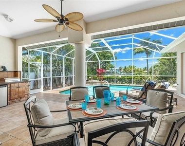 2601 Sw 39th Terrace - Photo Thumbnail 21