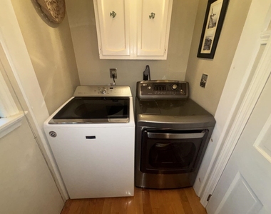 258 Redding - Photo Thumbnail 18