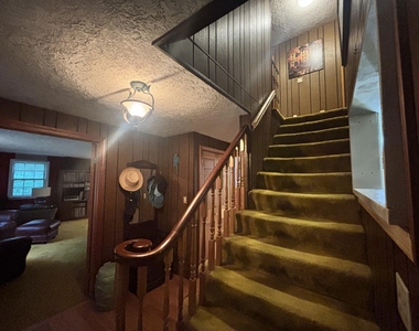 258 Redding - Photo Thumbnail 26