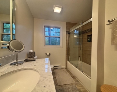 258 Redding - Photo Thumbnail 39