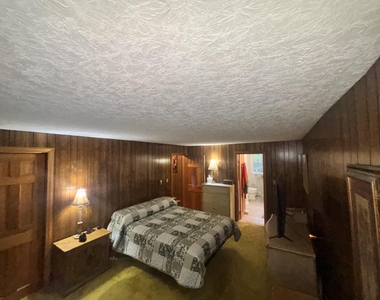 258 Redding - Photo Thumbnail 35