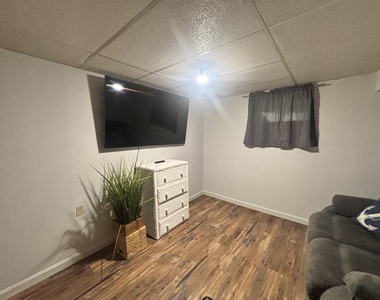 258 Redding - Photo Thumbnail 57
