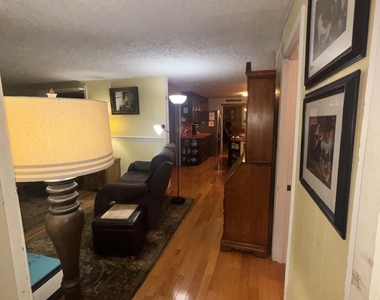 258 Redding - Photo Thumbnail 16