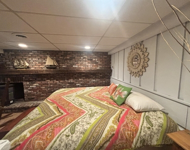 258 Redding - Photo Thumbnail 53