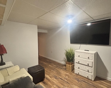 258 Redding - Photo Thumbnail 56