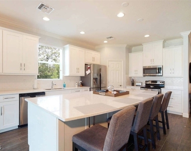 2772 Lambay Court - Photo Thumbnail 4