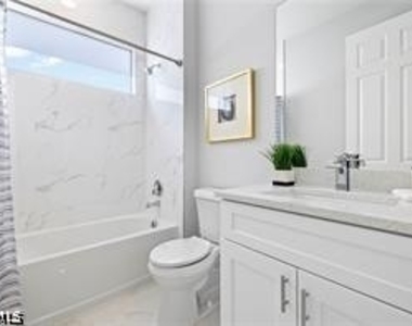 1508 Ne 35th Lane - Photo Thumbnail 15