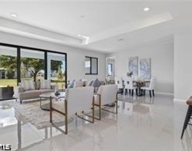 1508 Ne 35th Lane - Photo Thumbnail 11