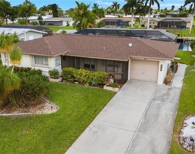 3021 Se 17th Avenue - Photo Thumbnail 4